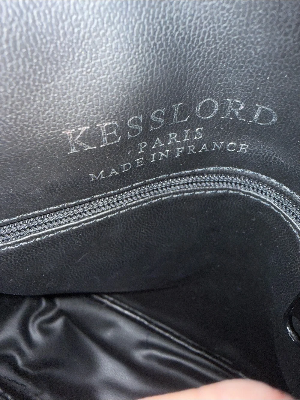 Kesslord beautiful black